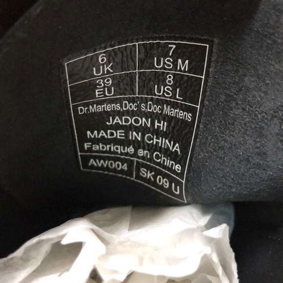 SOLD Dr. Martens Jadon Smooth Leather Platform - Picture 4 of 5